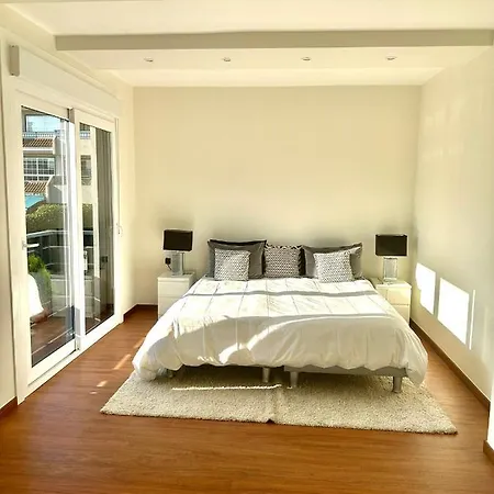 Chalet Lujo, Muy Proximo A La Playa, *