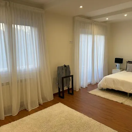 Chalet Lujo, Muy Proximo A La Playa, Apartment *